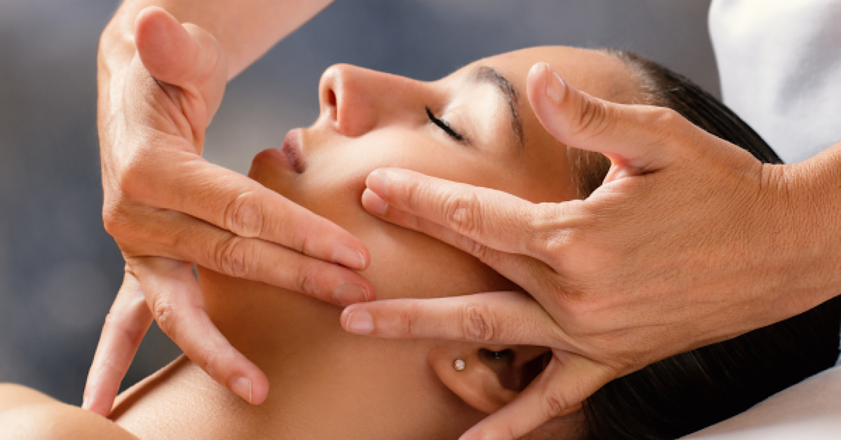 Kiêng massage sau cấy chỉ và tác động lực mạnh